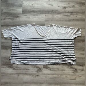 Express Black and White Oversized Boxy T-Shirt